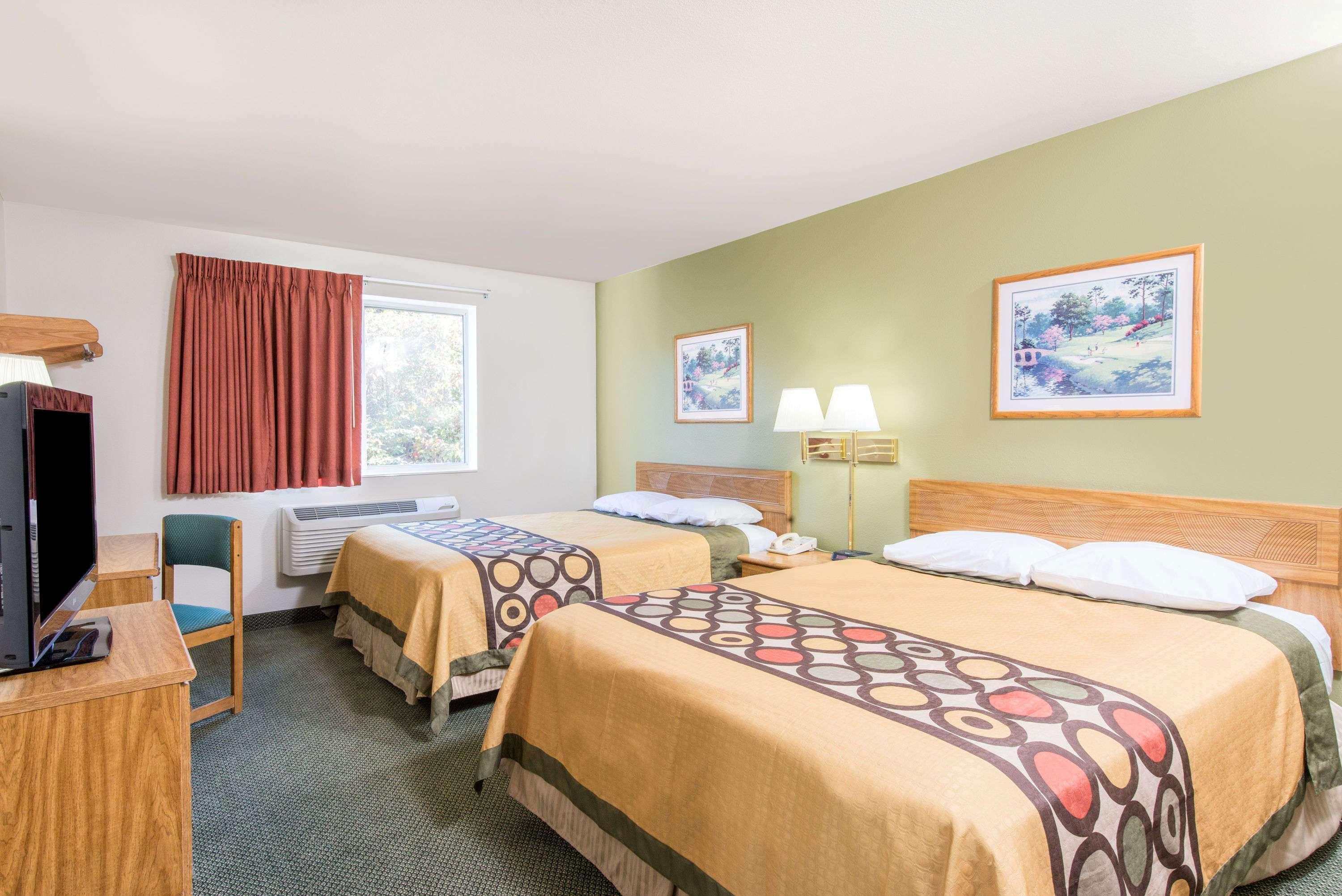 Super 8 By Wyndham West Middlesex/Sharon Area Hotel Eksteriør billede