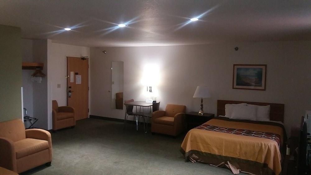 Super 8 By Wyndham West Middlesex/Sharon Area Hotel Eksteriør billede